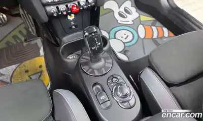 Mini Cooper Convertible 2024 2.0 Автомат в Москве № 539451, миниатюра 9