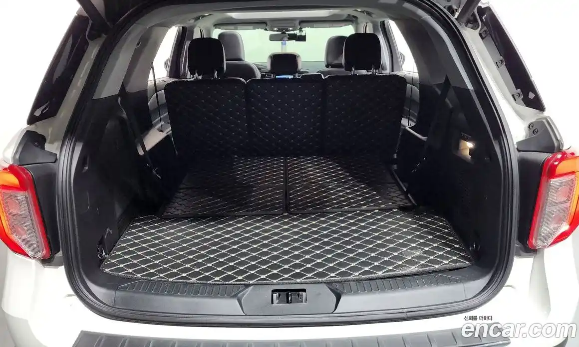 Ford Explorer 2021 2.3 Автомат в Москве № 539841, фото 20