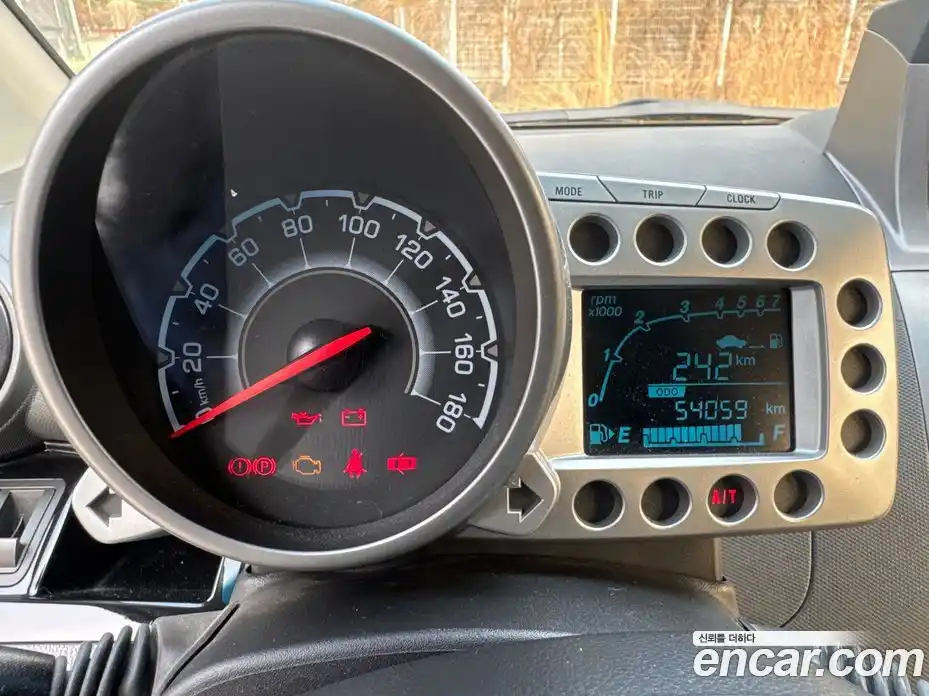 Chevrolet Spark 2012 1.0 Механическая в Москве № 540556, фото 9