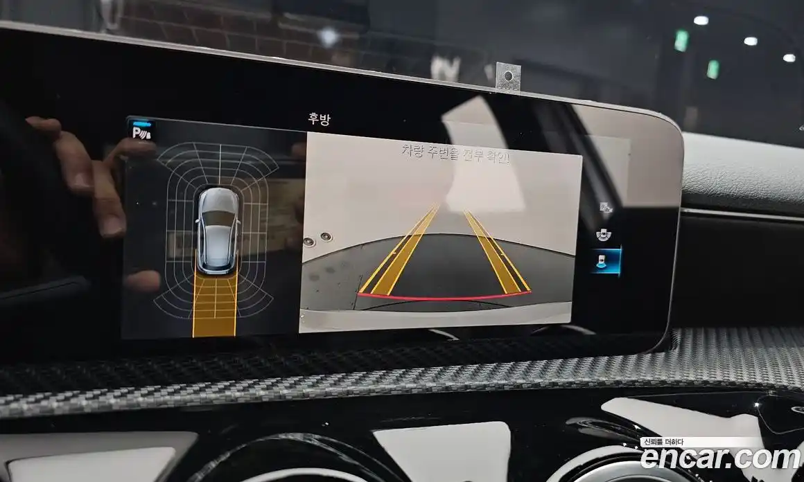 Mercedes-Benz A-Class 2019 2.0 Автомат в Москве № 542385, фото 17