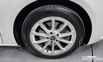 Mercedes-Benz A-Class 2019 2.0 Автомат в Москве № 542385, миниатюра 5