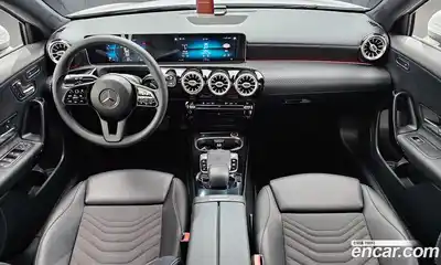 Mercedes-Benz A-Class 2019 2.0 Автомат в Москве № 542385, миниатюра 7