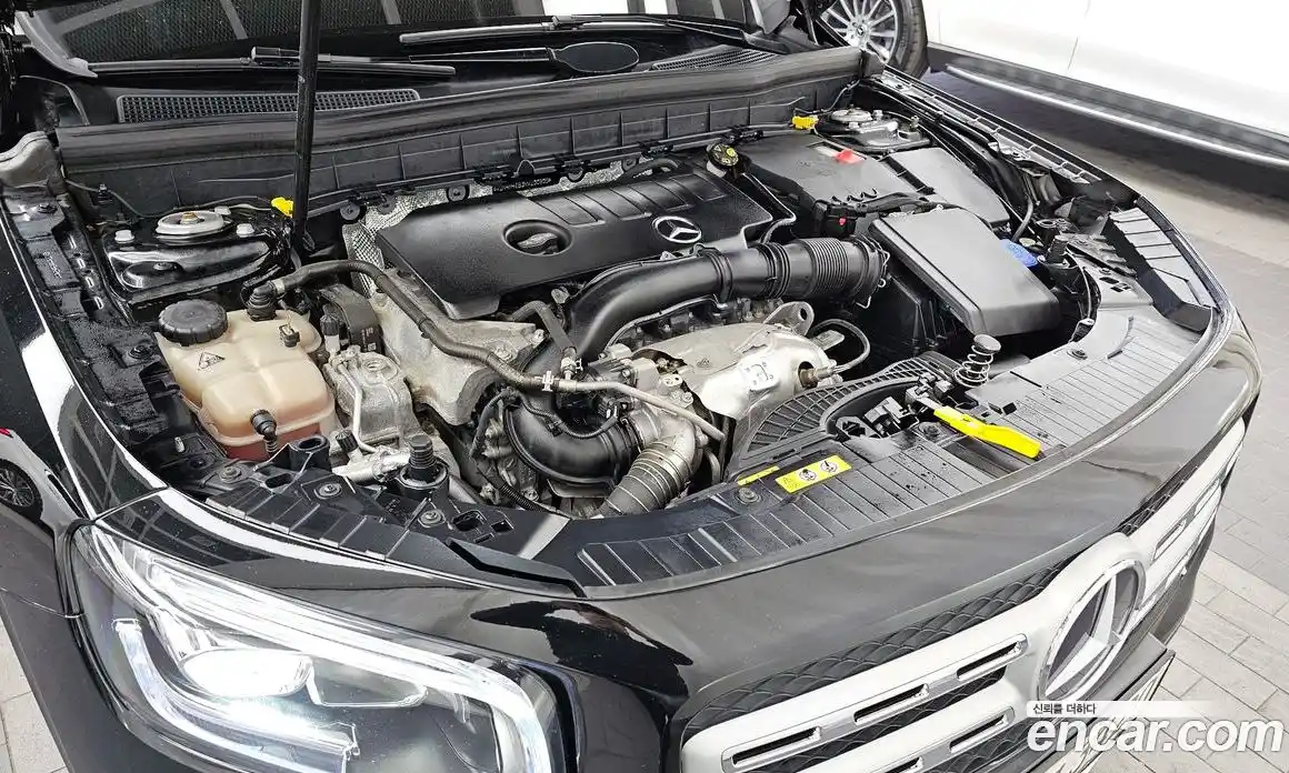 Mercedes-Benz GLB-Class 2021 2.0 Автомат в Москве № 542661, фото 6