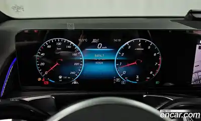 Mercedes-Benz GLB-Class 2021 2.0 Автомат в Москве № 542661, миниатюра 8