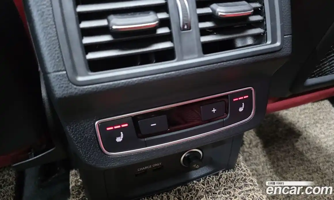 Audi SQ5 2023 3.0 Автомат в Москве № 544243, фото 18