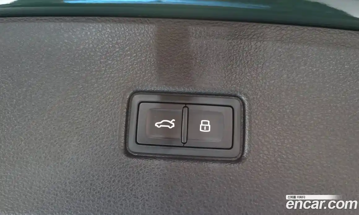 Audi SQ5 2023 3.0 Автомат в Москве № 544243, фото 20