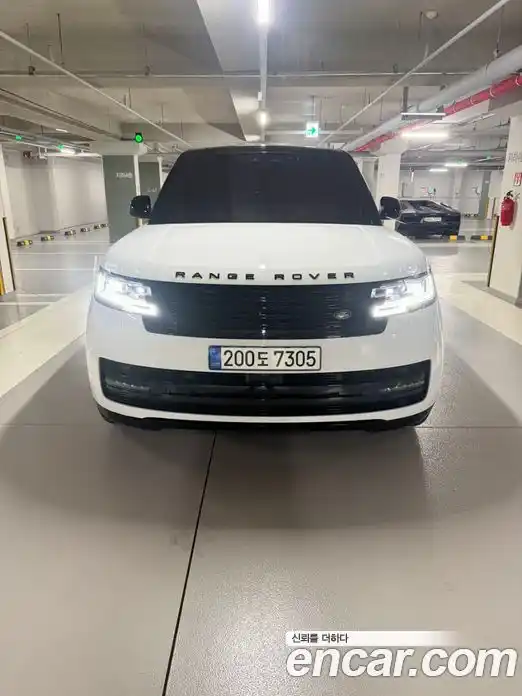 Land Rover Range-Rover 2023 4.4 Автомат в Москве № 546159, фото 3