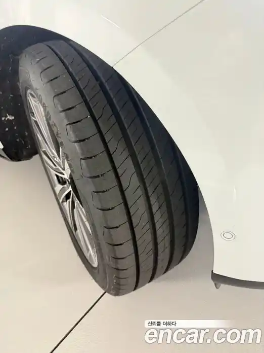 Land Rover Range-Rover 2023 4.4 Автомат в Москве № 546159, фото 5