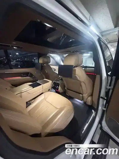 Land Rover Range-Rover 2023 4.4 Автомат в Москве № 546159, миниатюра 7