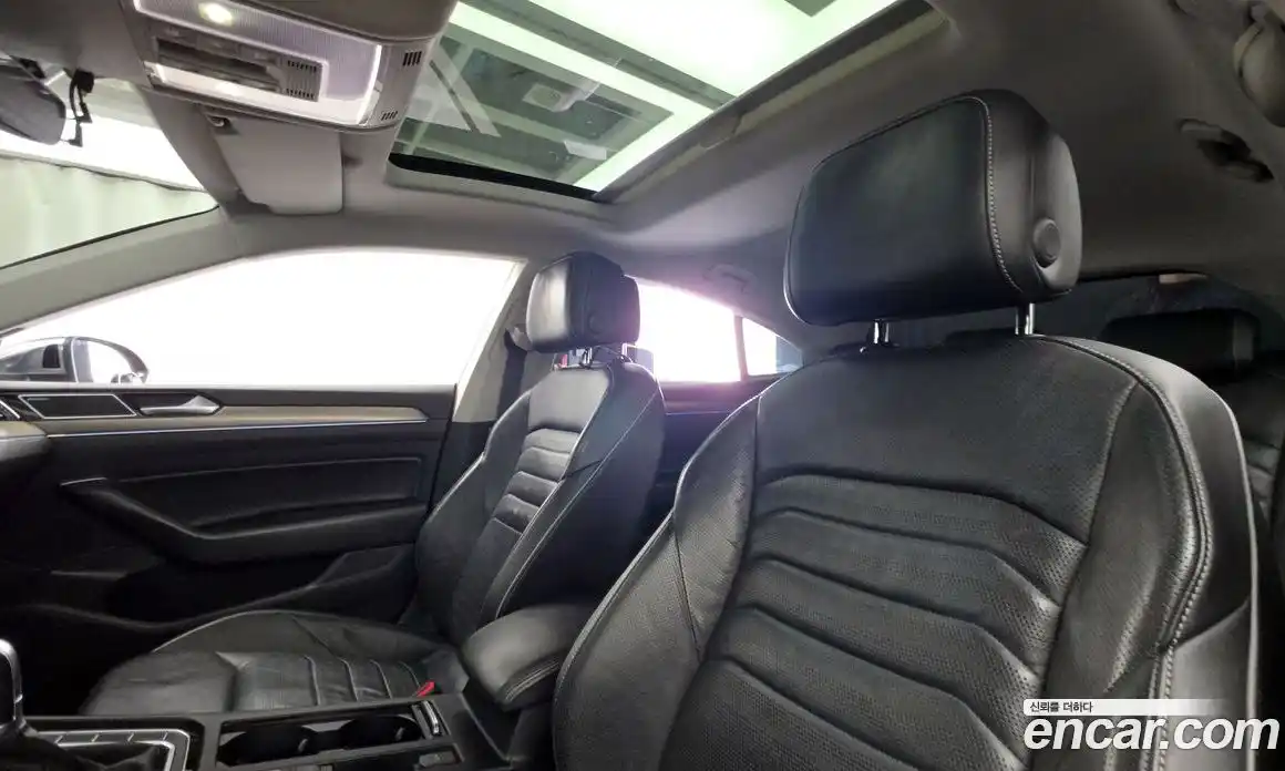 Volkswagen Arteon 2018 2.0 Автомат в Москве № 547357, фото 18