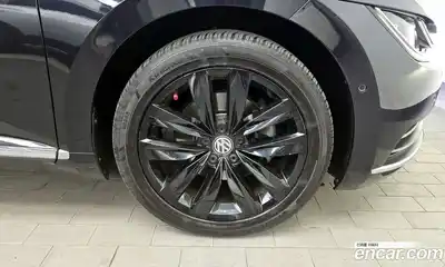 Volkswagen Arteon 2018 2.0 Автомат в Москве № 547357, миниатюра 5