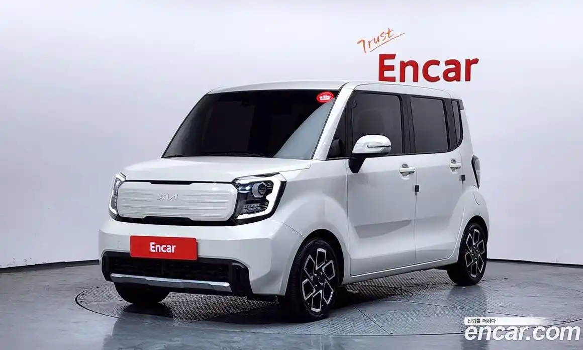 Kia Ray 2023 1.0 Автомат в Москве № 55854, фото 1