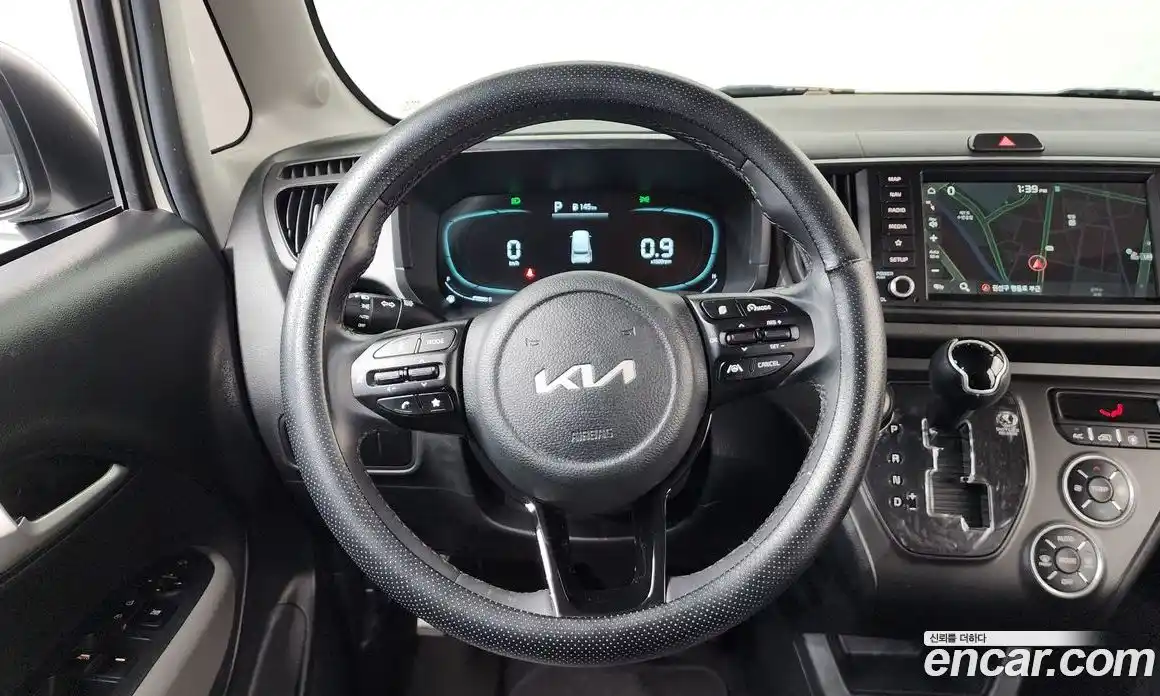 Kia Ray 2023 1.0 Автомат в Москве № 55854, фото 13