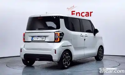 Kia Ray 2023 1.0 Автомат в Москве № 55854, миниатюра 2