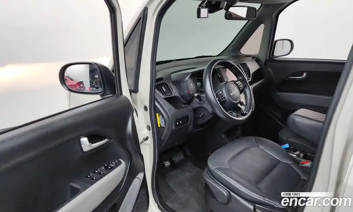 Kia Ray 2023 1.0 Автомат в Москве № 55854, фото 10