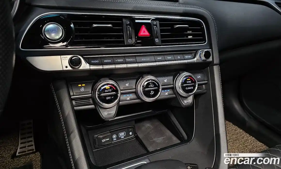 Genesis G70 2018 3.3 Автомат в Москве № 58466, фото 10