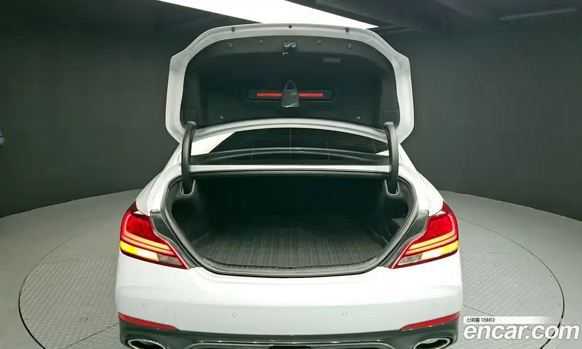 Genesis G70 2018 2.0 Автомат в Москве № 58570, фото 20