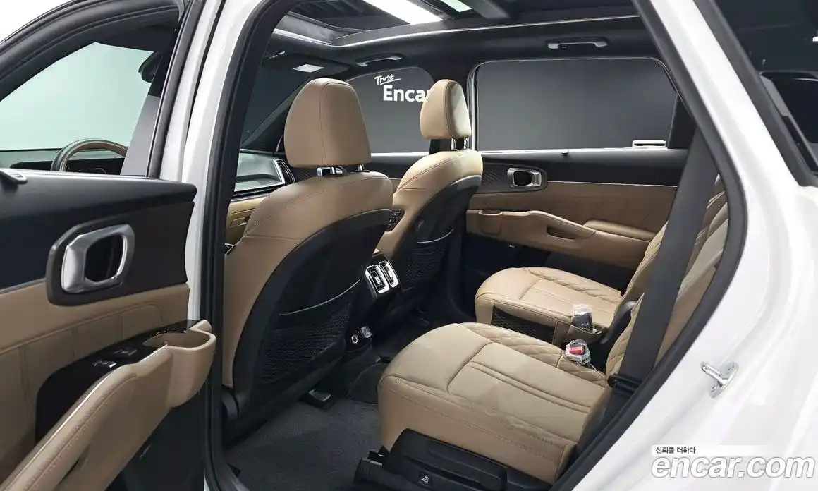 Kia Sorento 2024 1.6 Автомат в Москве № 60767, фото 10