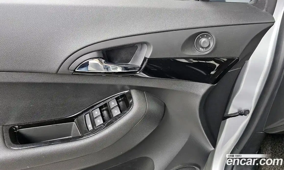 Chevrolet Orlando 2015 2.0 Автомат в Москве № 64696, фото 17