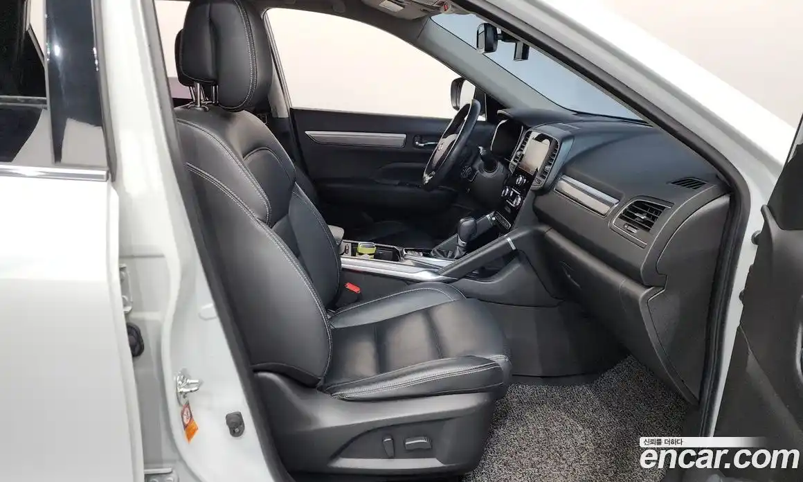 Renault QM6 2018 2.0 Автомат в Москве № 107081, фото 14