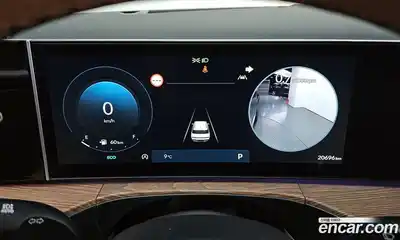 Hyundai Santa Fe 2025 2.5 Автомат в Москве № 108475, миниатюра 2