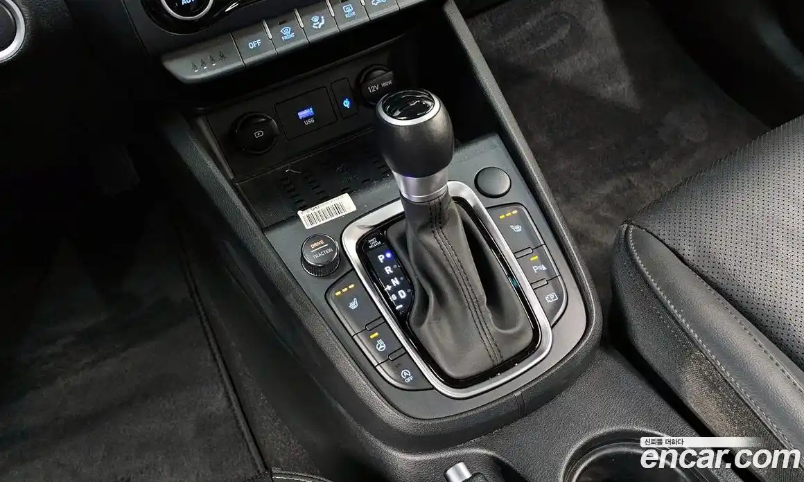 Hyundai Kona 2022 1.6 Автомат в Москве № 110369, фото 9