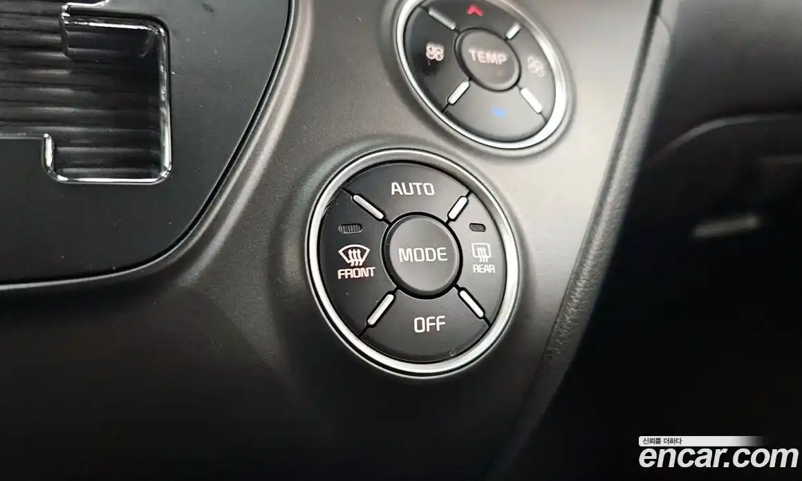 Kia Ray 2023 1.0 Автомат в Москве № 120077, фото 16