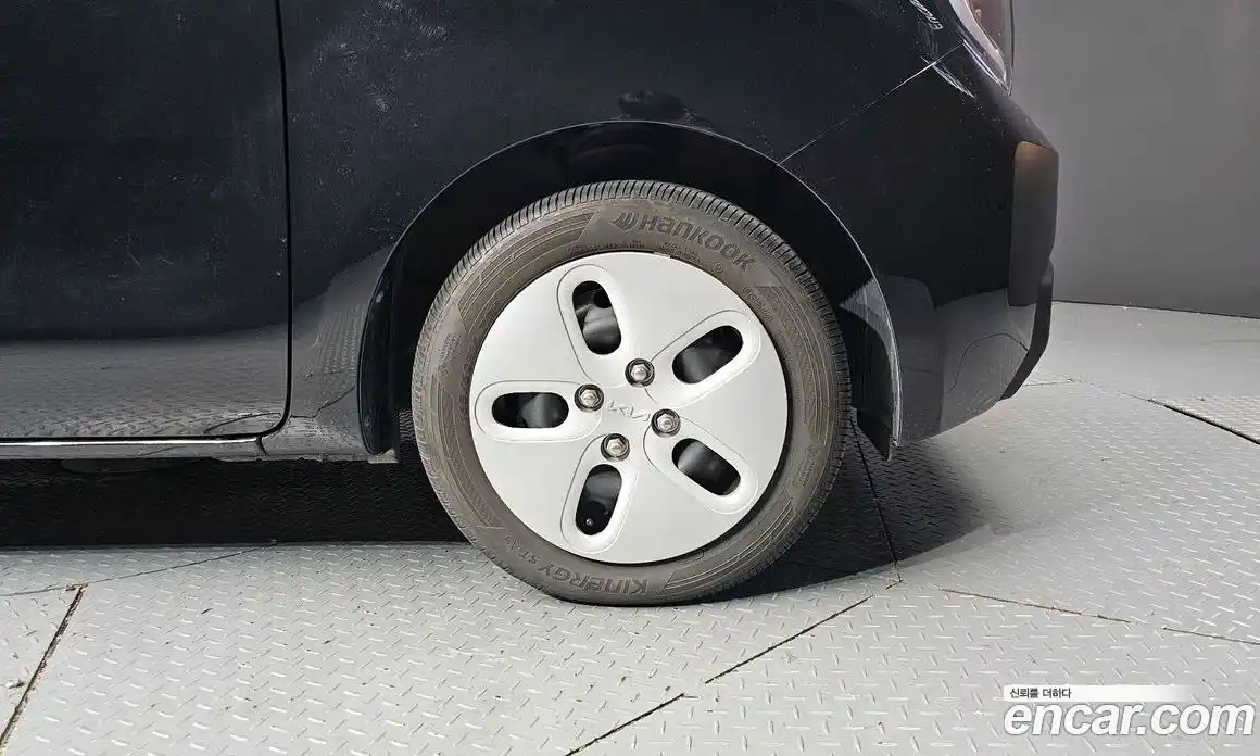 Kia Ray 2023 1.0 Автомат в Москве № 120077, фото 5