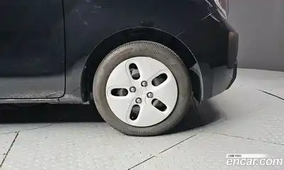 Kia Ray 2023 1.0 Автомат в Москве № 120077, миниатюра 5