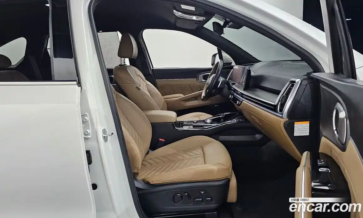 Kia Sorento 2024 1.6 Автомат в Москве № 121163, фото 9