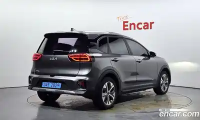 Kia Niro 2023 0.2 Автомат в Москве № 121342, миниатюра 2