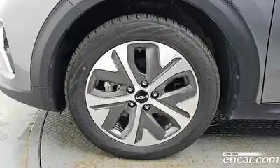 Kia Niro 2023 0.2 Автомат в Москве № 121342, миниатюра 5