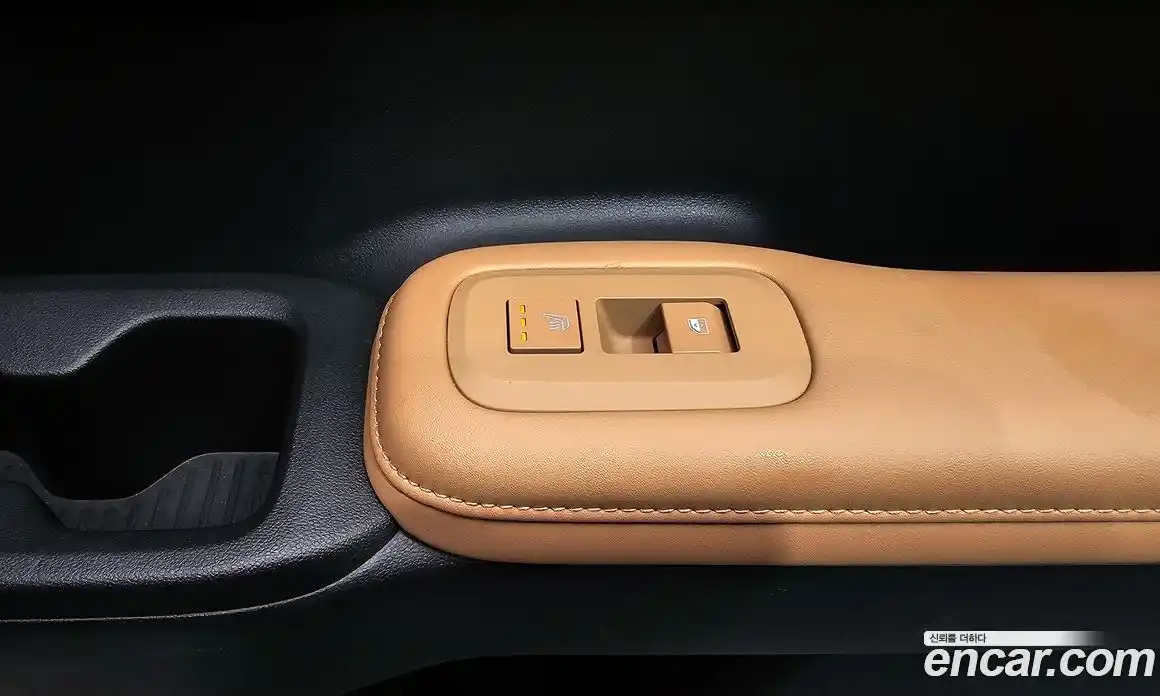 Hyundai Santa Fe 2024 1.6 Автомат в Москве № 124863, фото 14