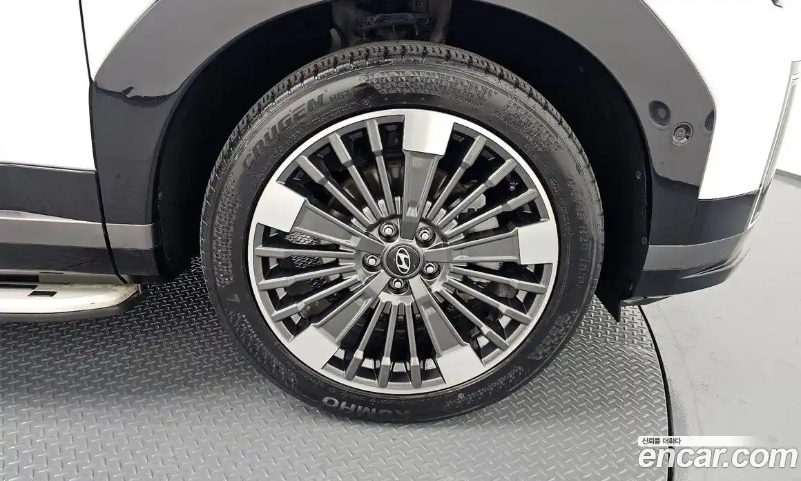 Hyundai Santa Fe 2024 1.6 Автомат в Москве № 124863, фото 10