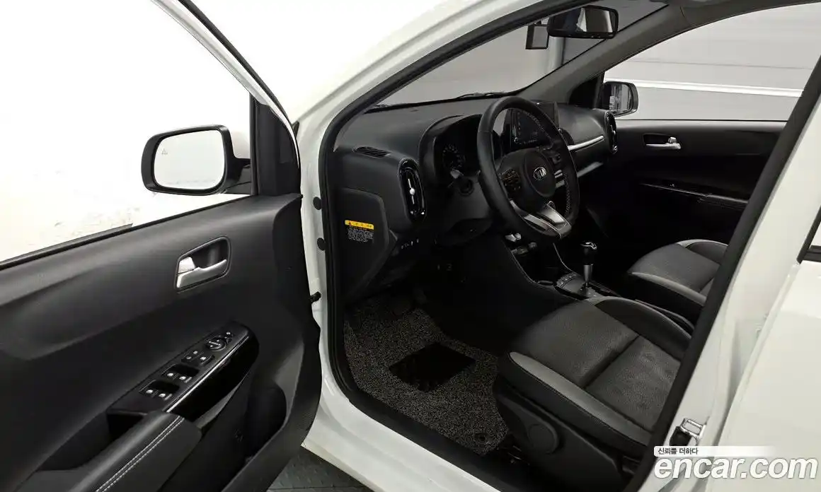 Kia Morning 2021 1.0 Автомат в Москве № 131690, фото 10