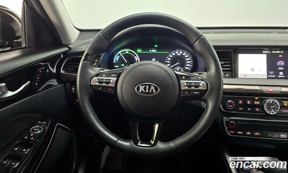 Kia K7 2017 2.4 Автомат в Москве № 132010, фото 14