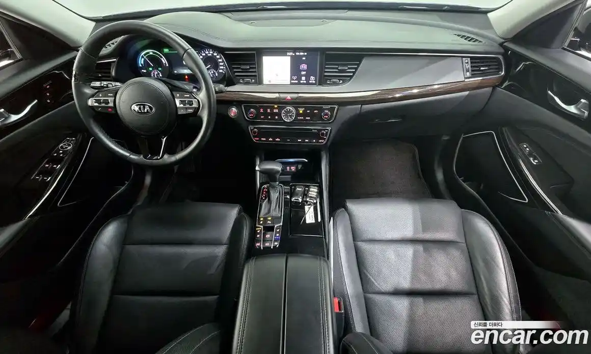 Kia K7 2017 2.4 Автомат в Москве № 132010, фото 16