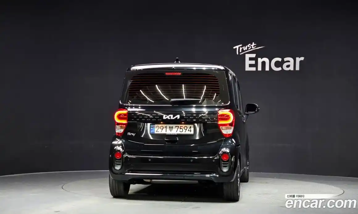 Kia Ray 2022 1.0 Автомат в Москве № 133150, фото 11