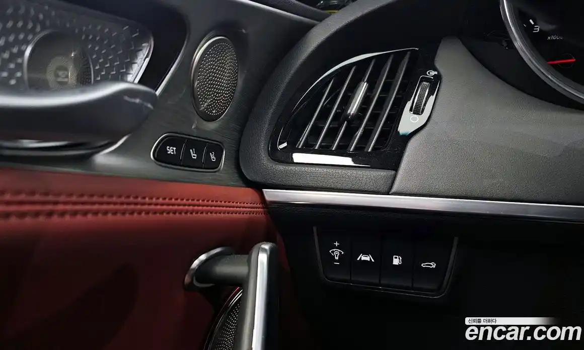 Kia Stinger 2021 3.3 Автомат в Москве № 133926, фото 17