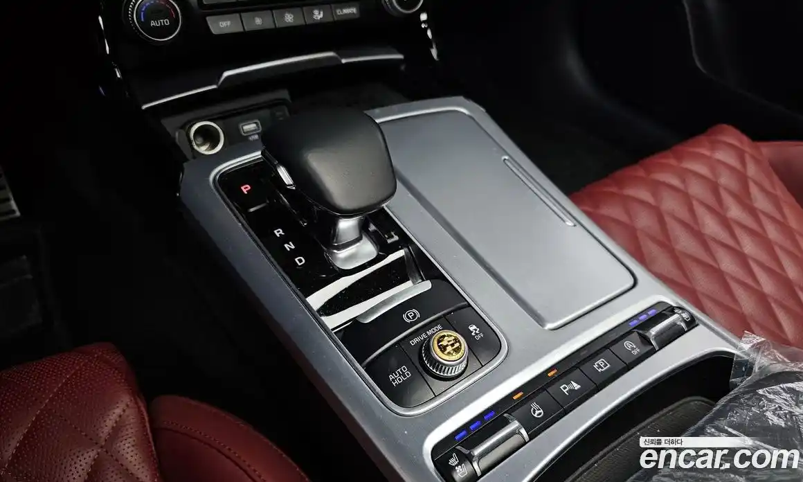 Kia Stinger 2021 3.3 Автомат в Москве № 133926, фото 9