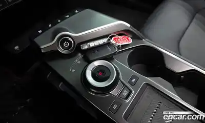 Kia EV6 2022 0.1 Автомат в Москве № 134052, миниатюра 9