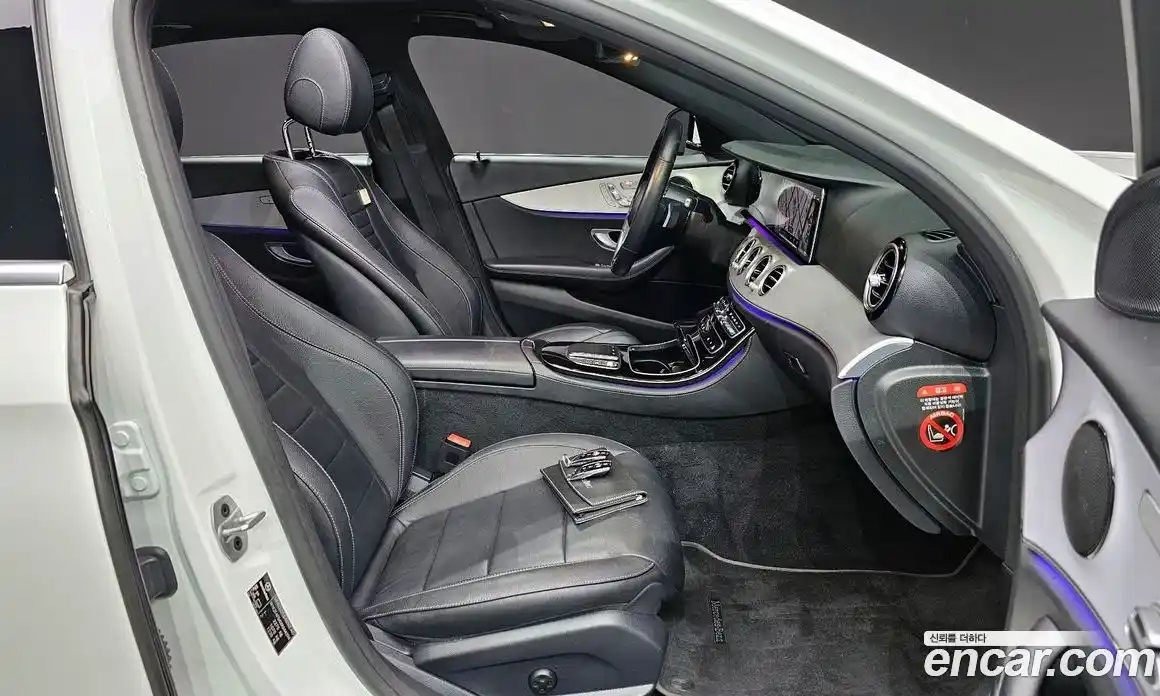 Mercedes-Benz E-Class 2021 2.0 Автомат в Москве № 139717, фото 10