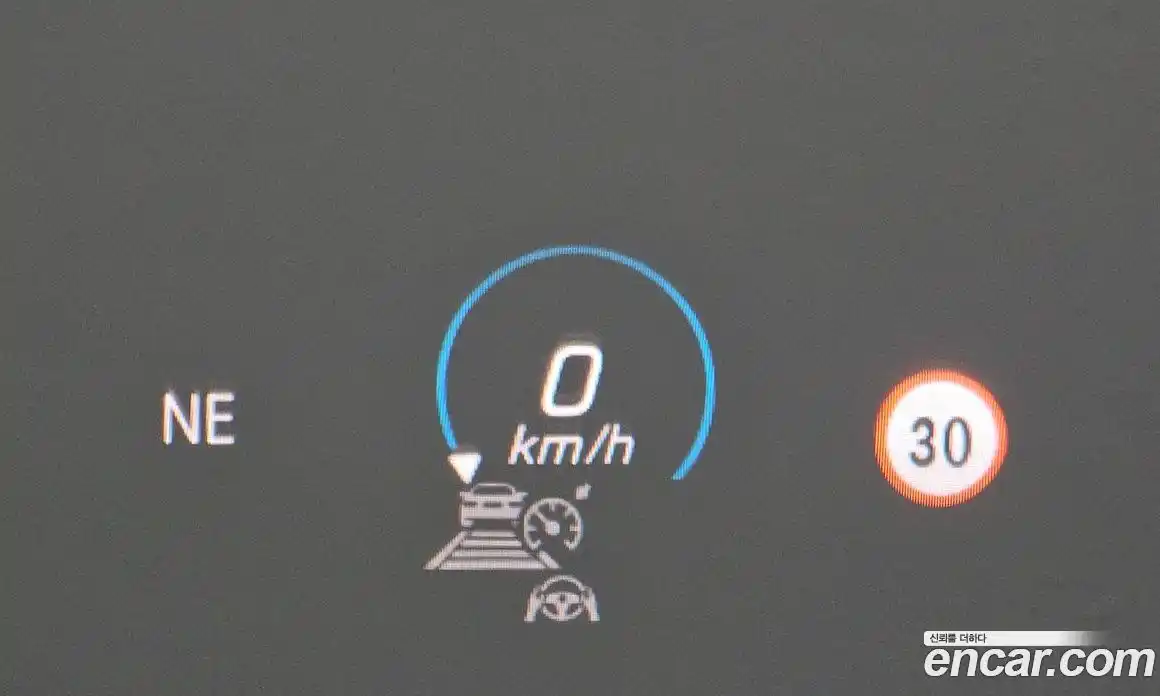 Mercedes-Benz E-Class 2023 2.0 Автомат в Москве № 140624, фото 17