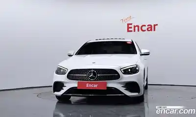 Mercedes-Benz E-Class 2023 2.0 Автомат в Москве № 140624, миниатюра 3