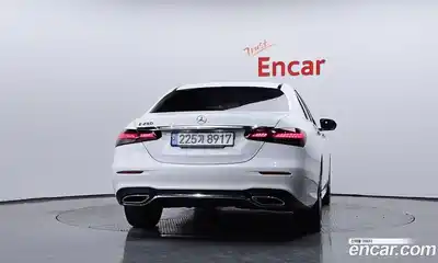 Mercedes-Benz E-Class 2023 2.0 Автомат в Москве № 140624, миниатюра 4