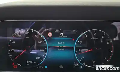 Mercedes-Benz E-Class 2023 2.0 Автомат в Москве № 140624, миниатюра 8