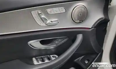 Mercedes-Benz E-Class 2017 2.0 Автомат в Москве № 143252, миниатюра 5