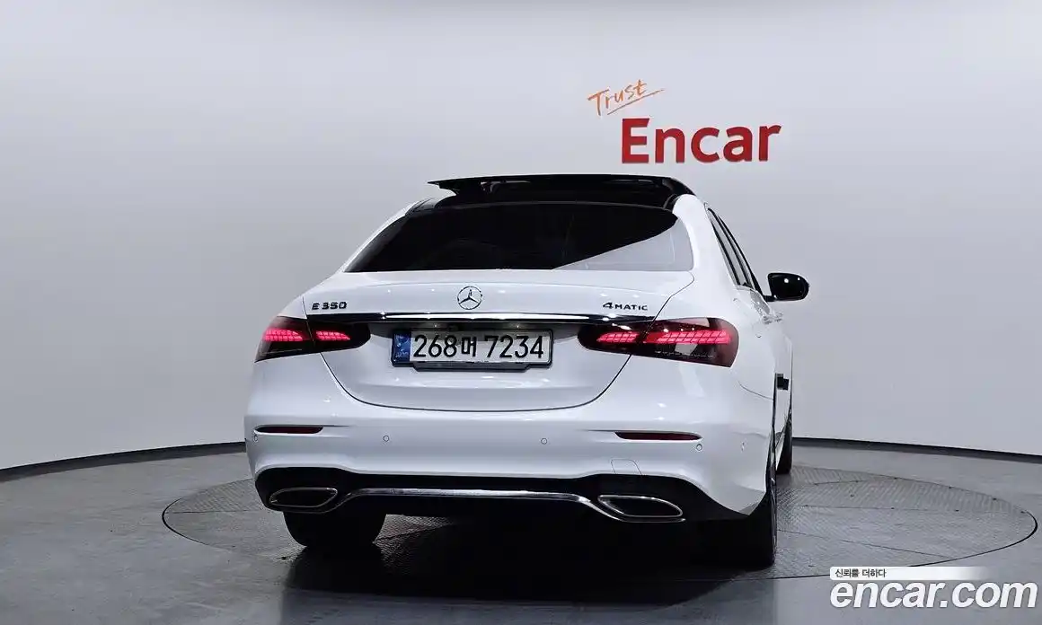 Mercedes-Benz E-Class 2021 2.0 Автомат в Москве № 143257, фото 14