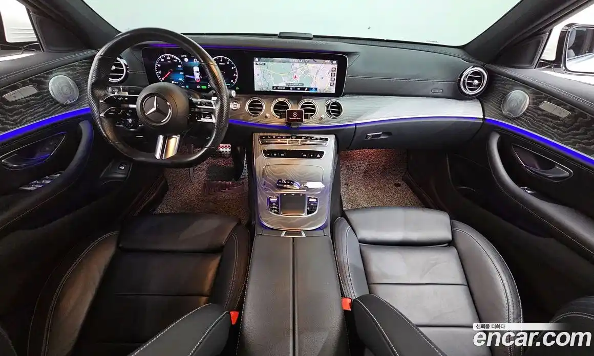 Mercedes-Benz E-Class 2021 2.0 Автомат в Москве № 143257, фото 18