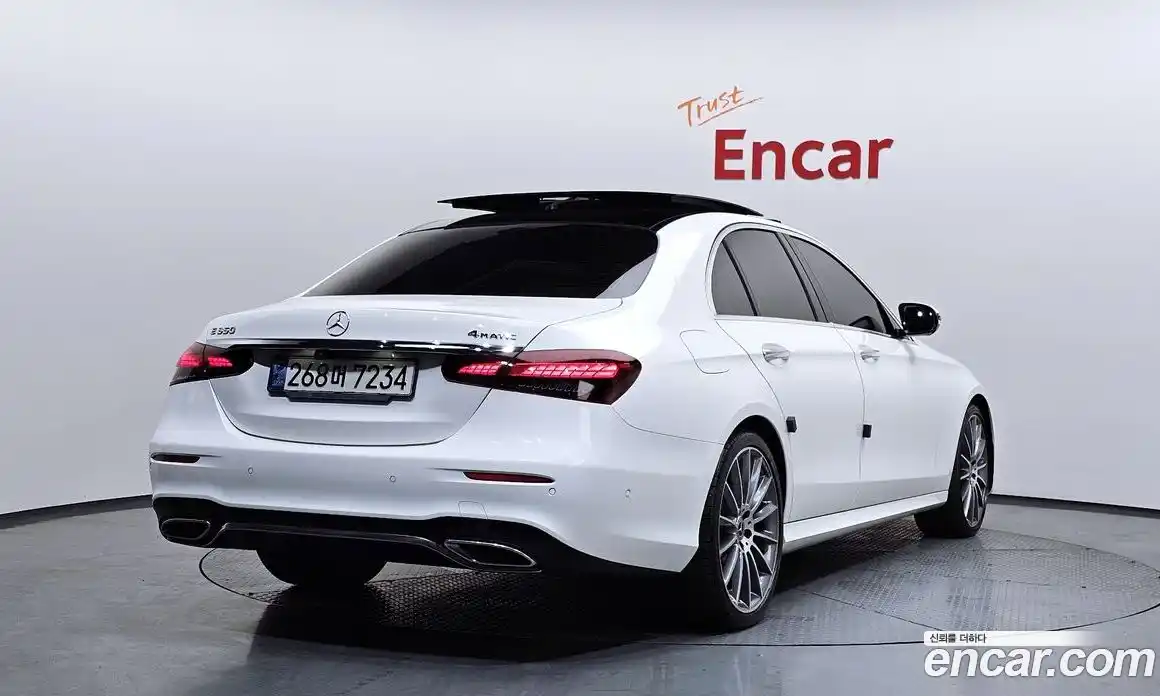 Mercedes-Benz E-Class 2021 2.0 Автомат в Москве № 143257, фото 20